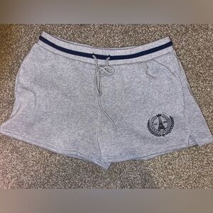 Woman’s shorts